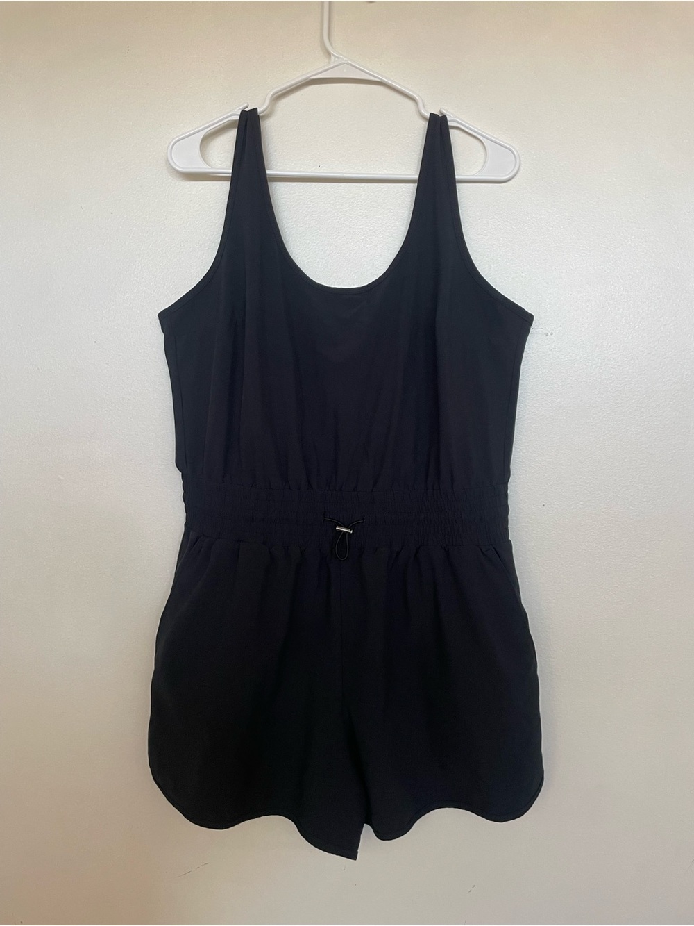 Abercrombie & Fitch Black Sleeveless women’s One-Piece Romper